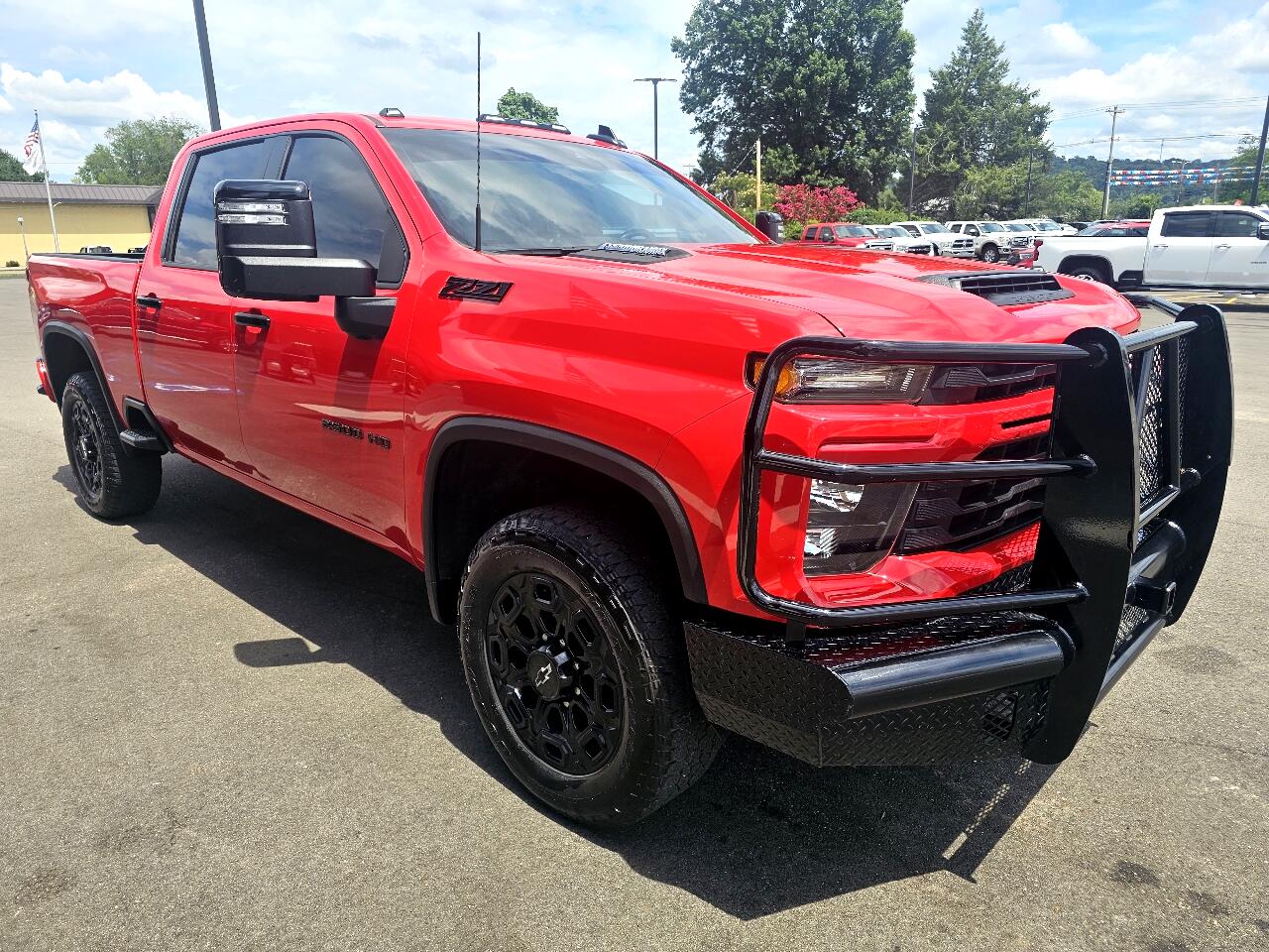 2024 Chevrolet Silverado 2500HD Custom photo 3