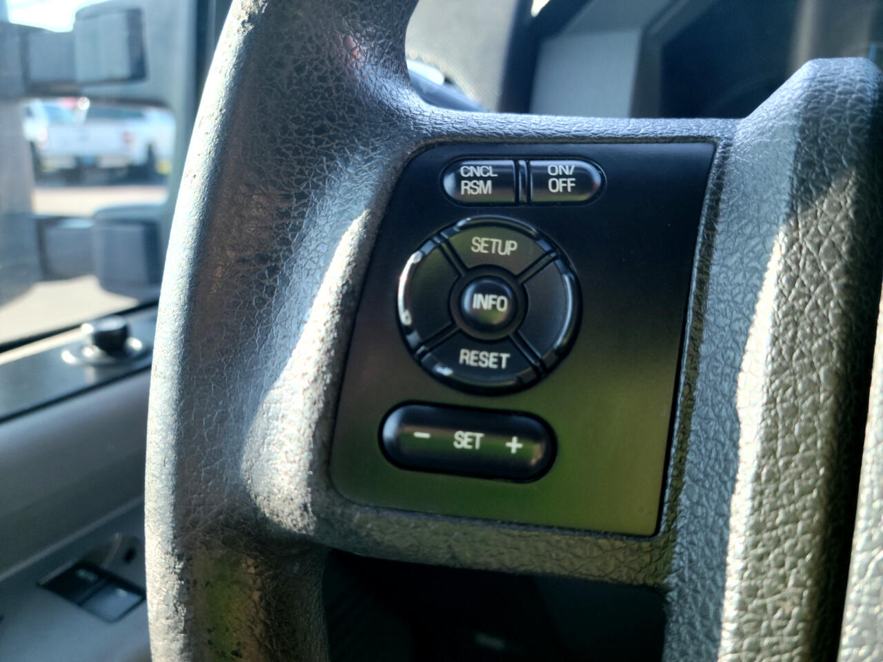 2012 Ford F-250 XLT photo 10