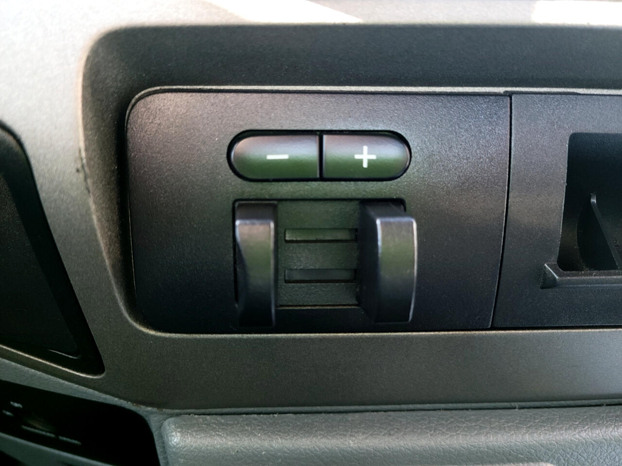 2012 Ford F-250 XLT photo 13