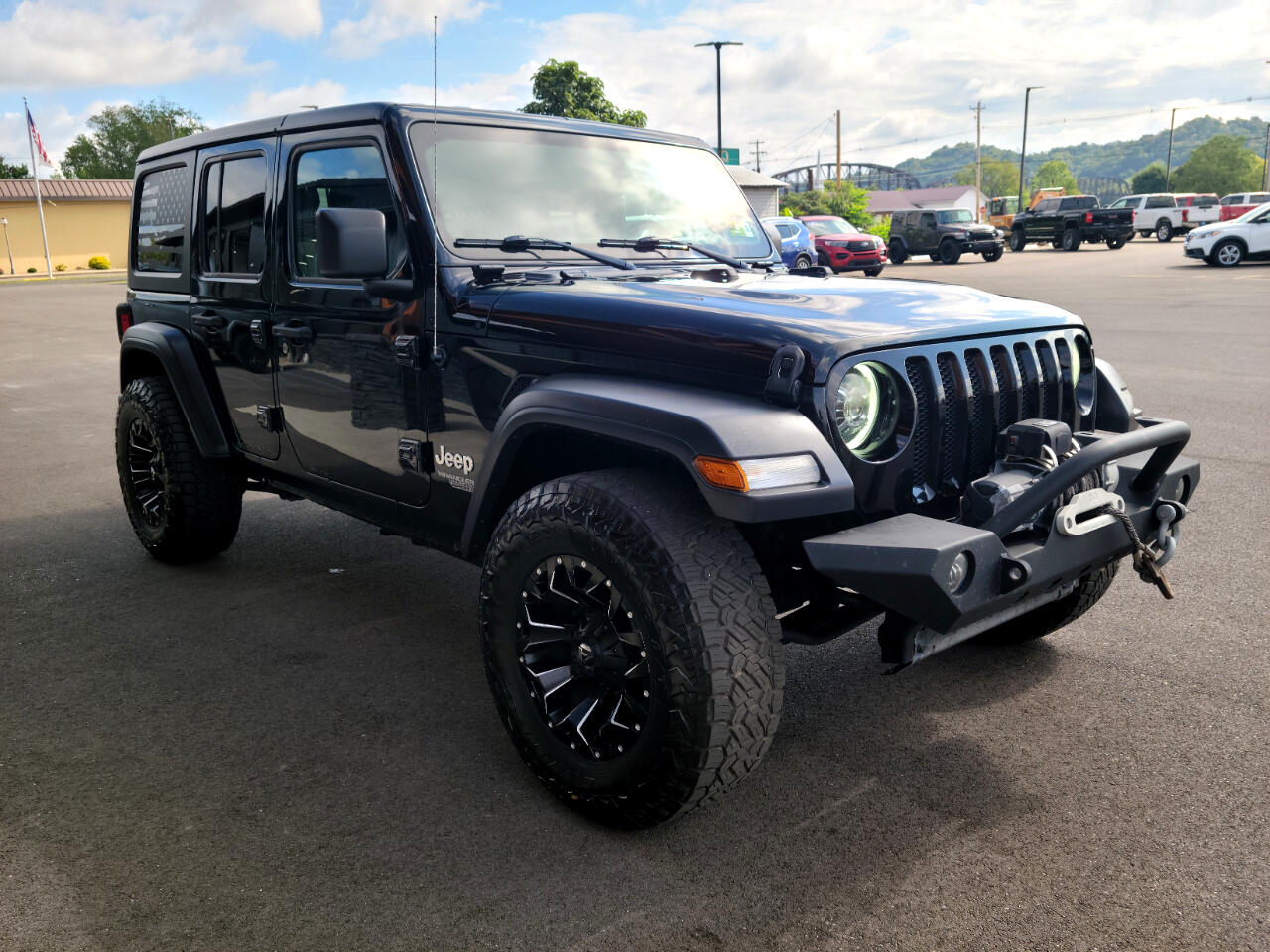 2020 Jeep Wrangler Unlimited Sport photo 3