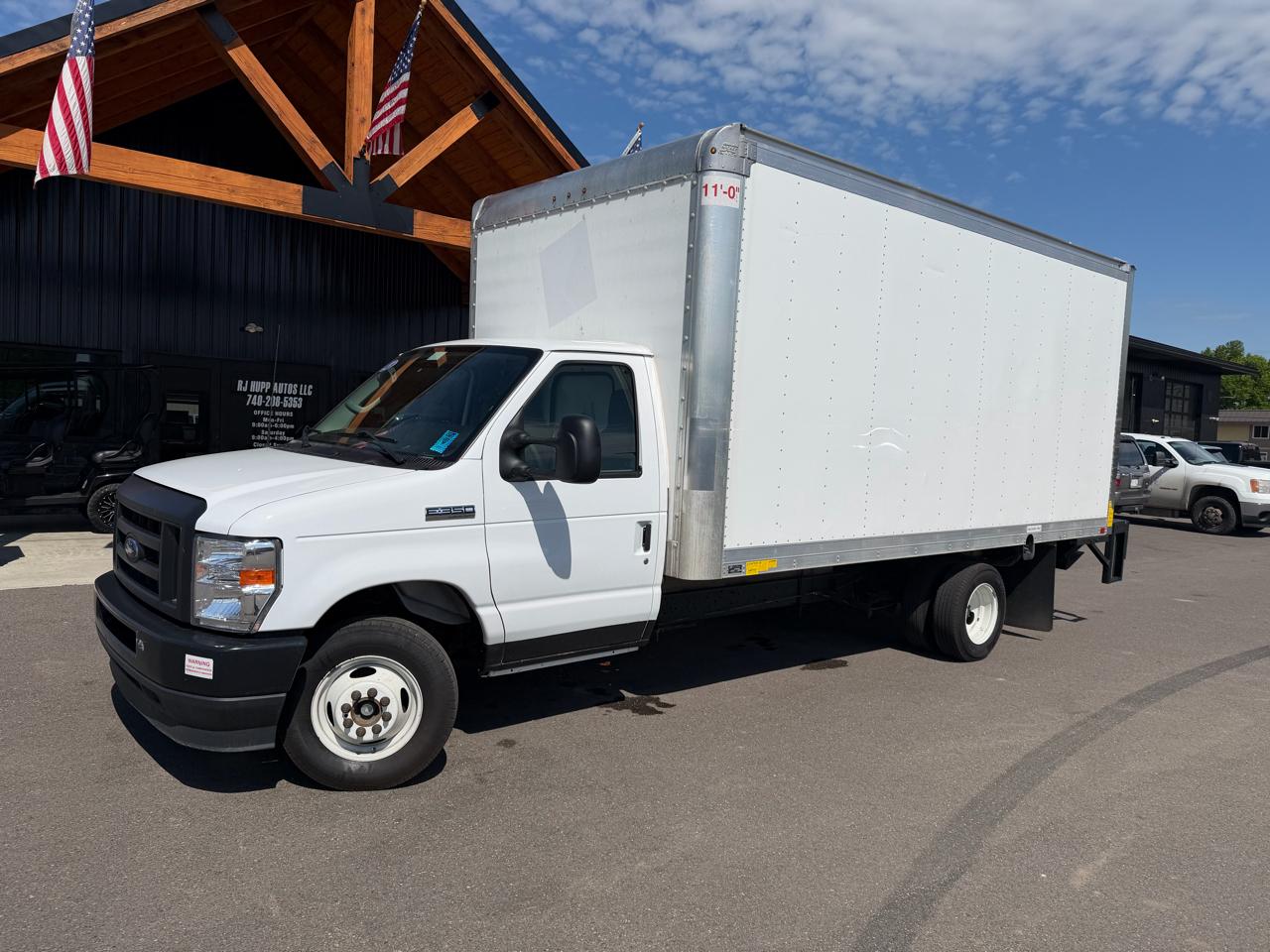 2023 Ford E-Series SRW E-350 Super Duty 138 in WB's photo