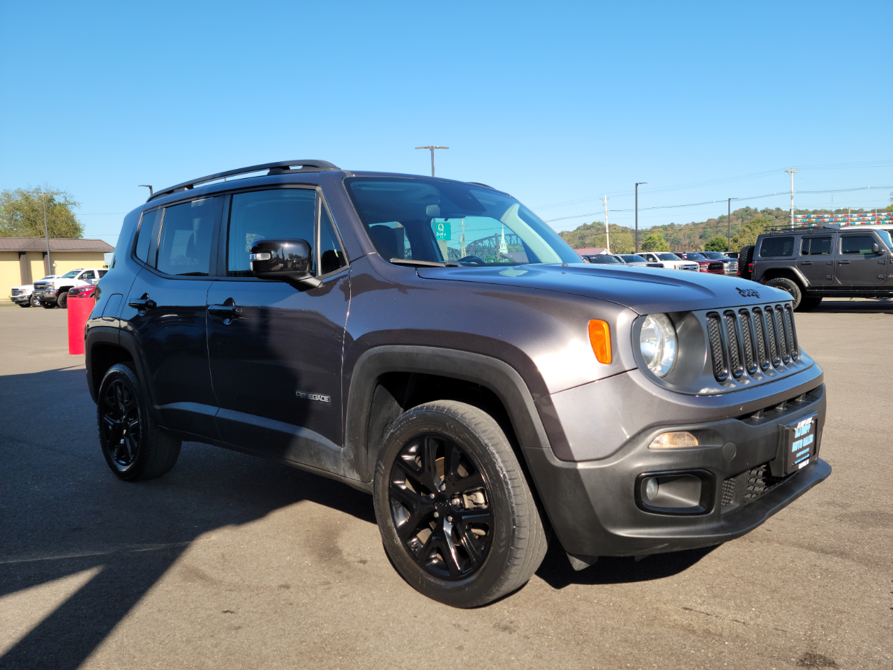 2018 Jeep Renegade Latitude North Edition photo 3