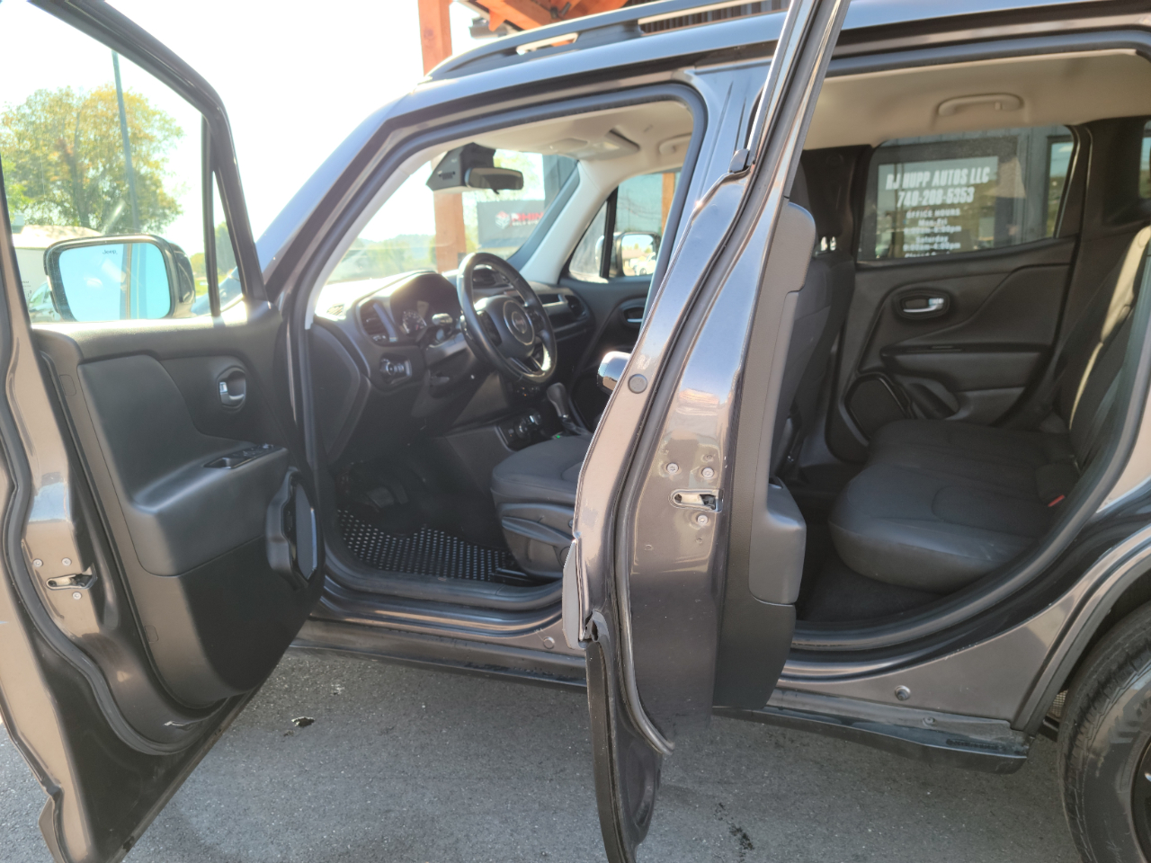 2018 Jeep Renegade Latitude North Edition photo 7