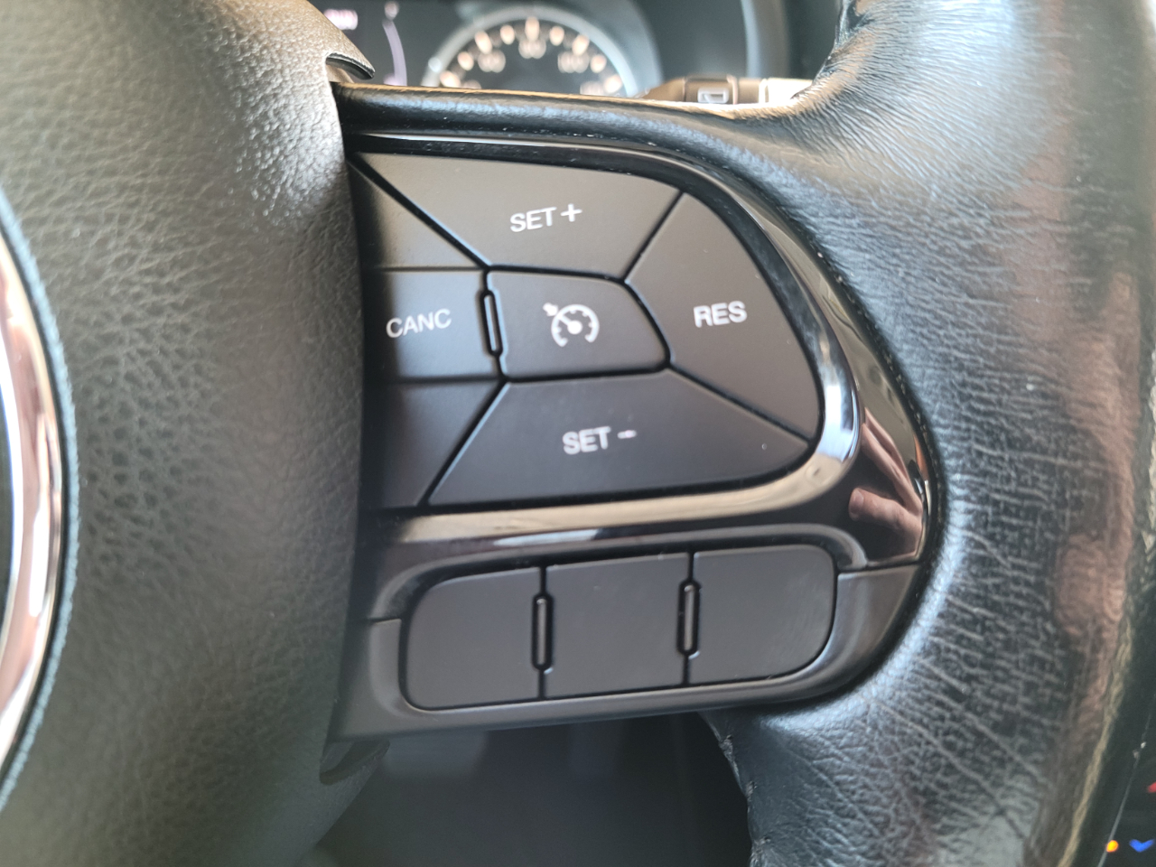 2018 Jeep Renegade Latitude North Edition photo 11