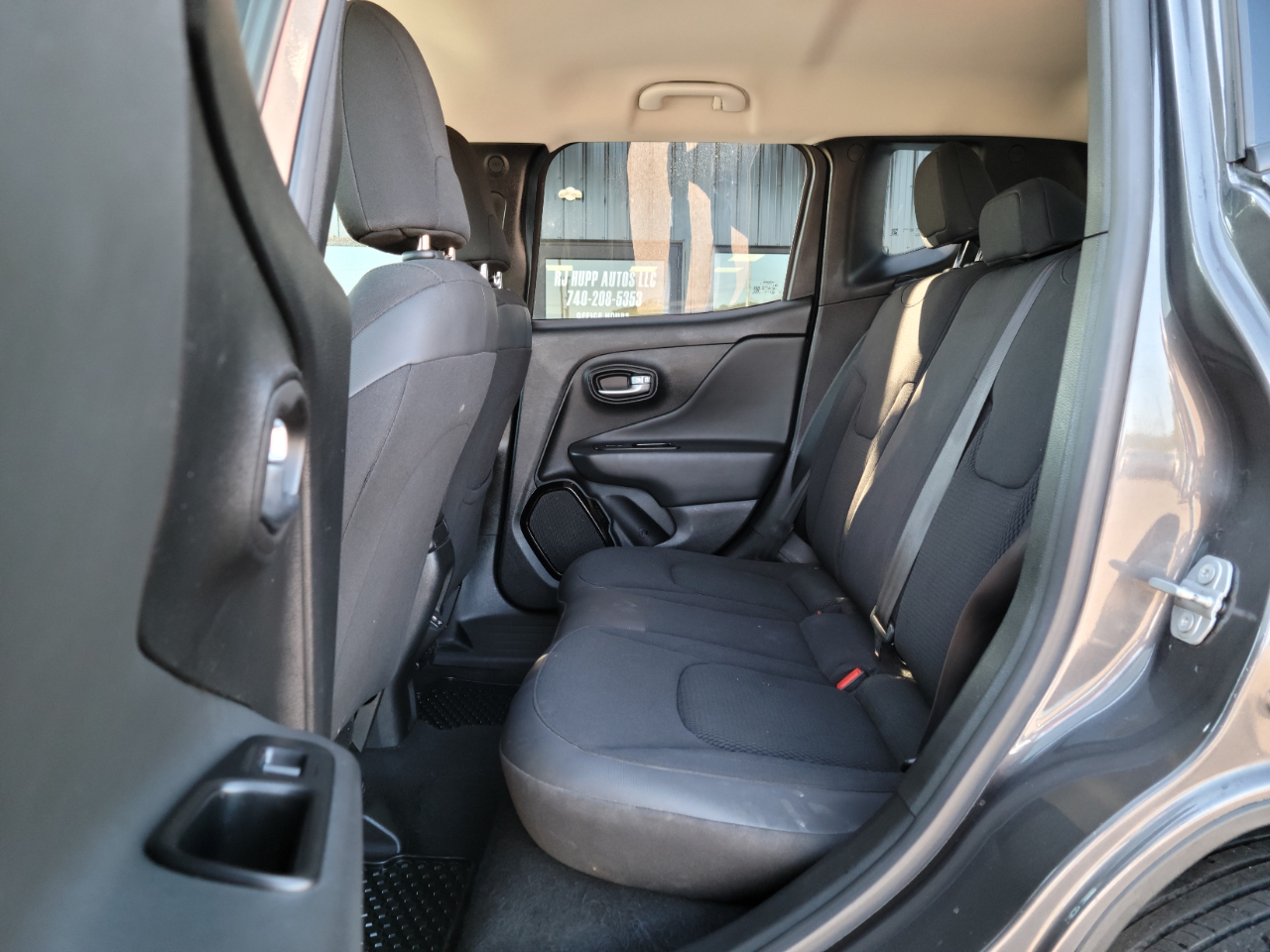 2018 Jeep Renegade Latitude North Edition photo 16