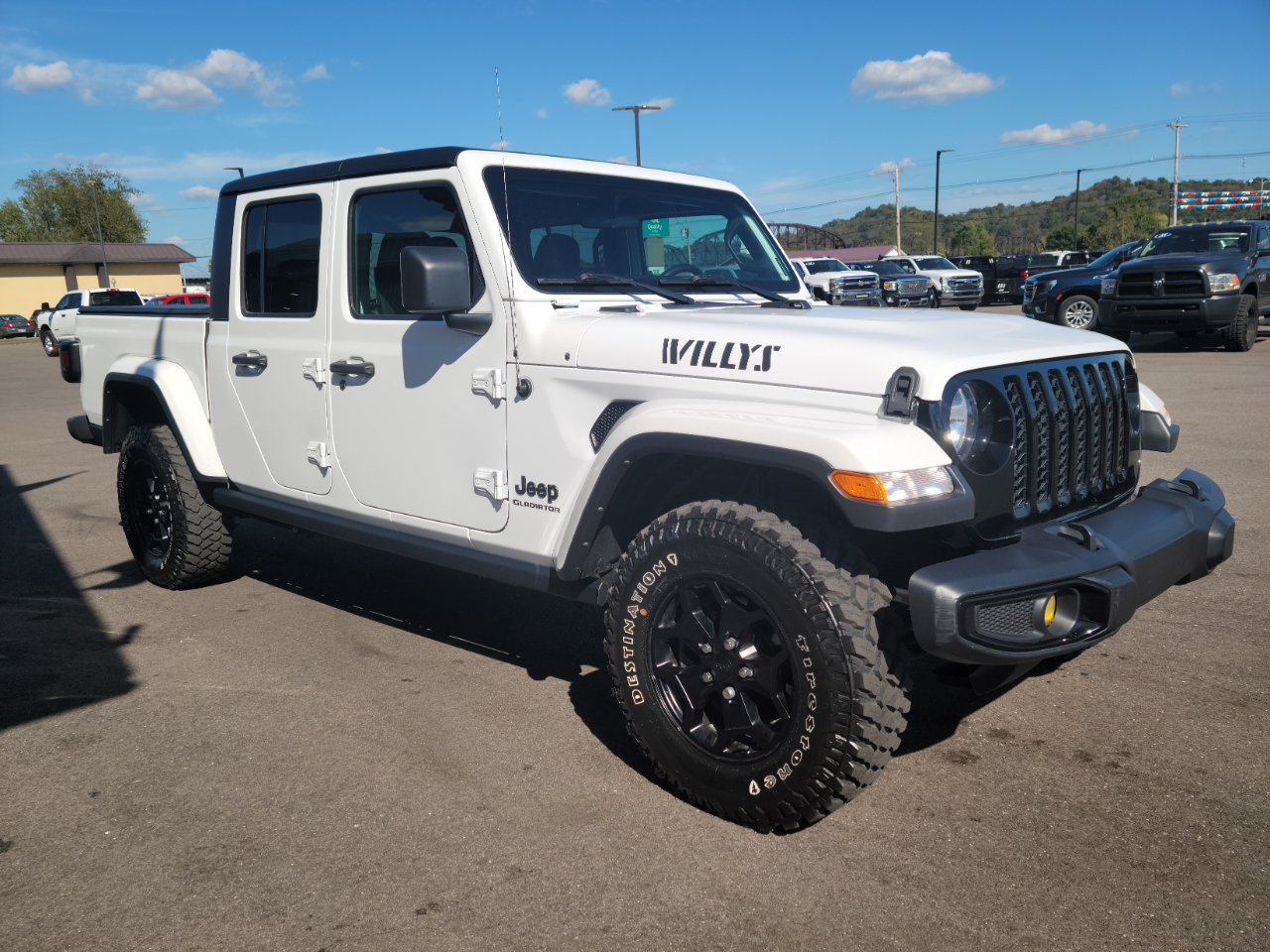 2022 Jeep Gladiator Sport photo 3