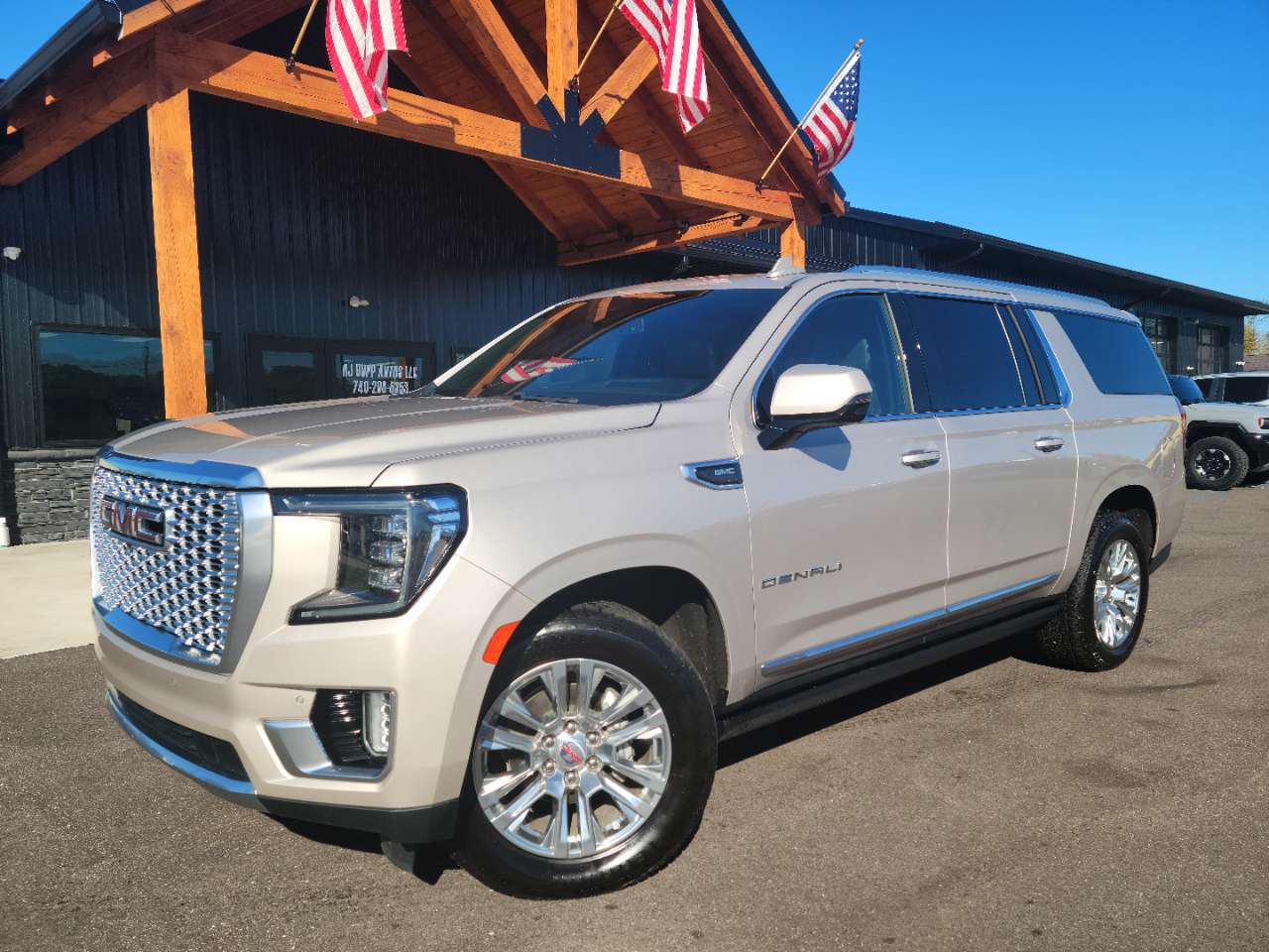 2022 GMC Yukon XL Denali's photo