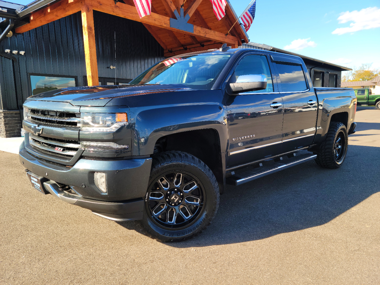 2017 Chevrolet Silverado 1500 LTZ Crew Cab 4WD
