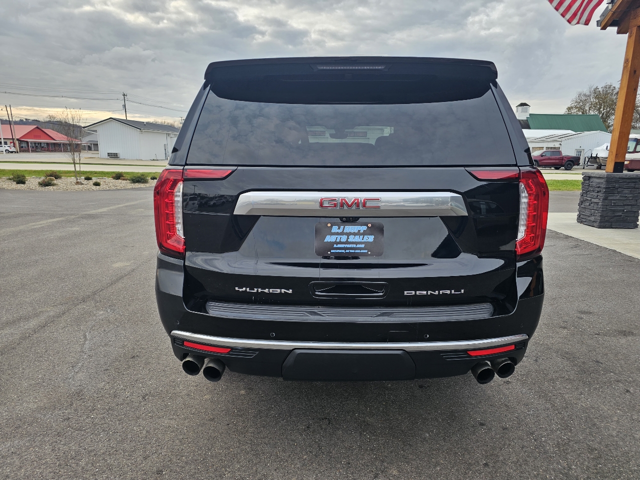 2021 Gmc Yukon Denali photo 2