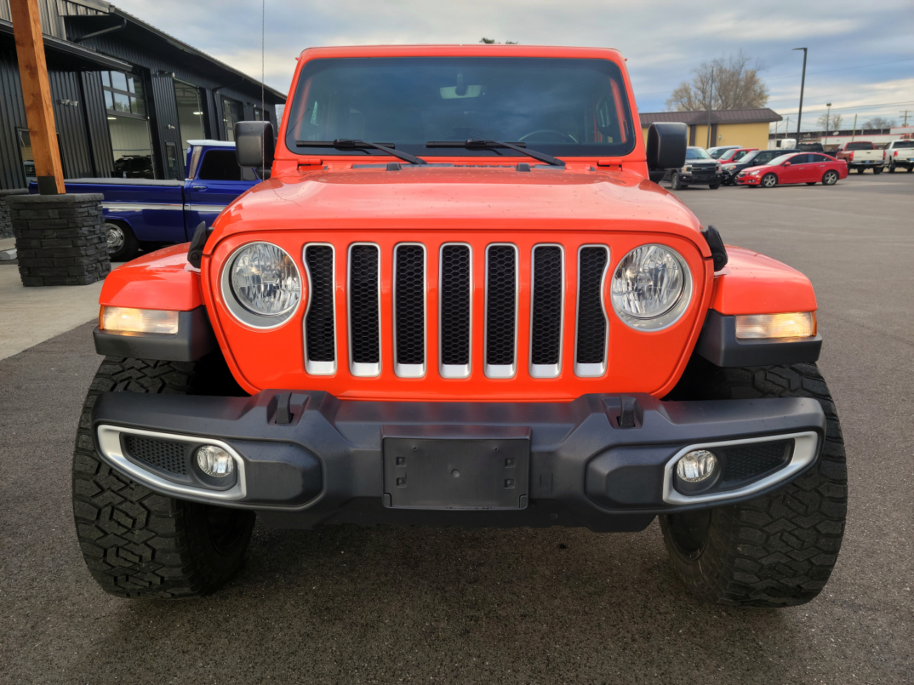 2020 Jeep Wrangler Unlimited Sahara photo 2