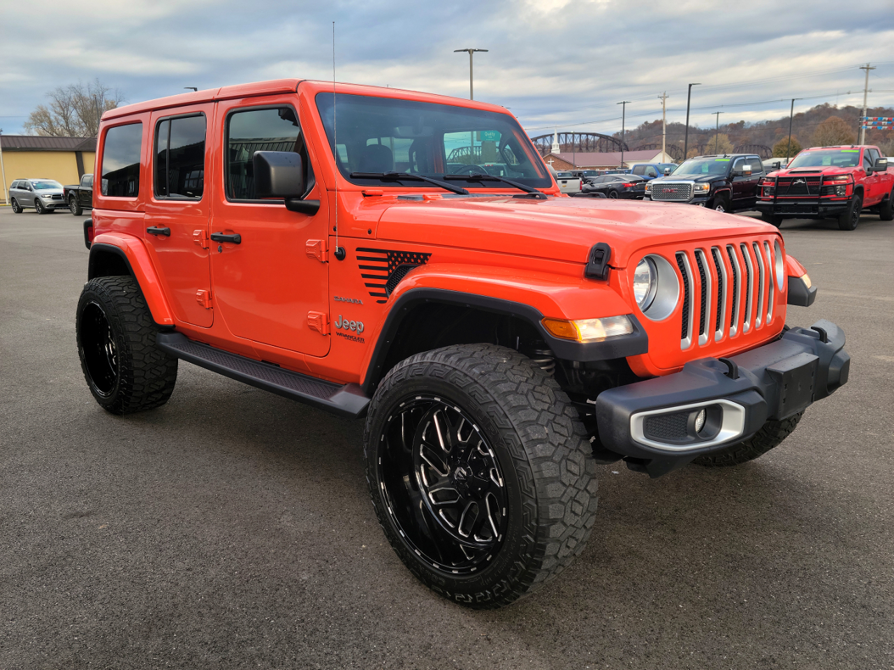 2020 Jeep Wrangler Unlimited Sahara photo 3