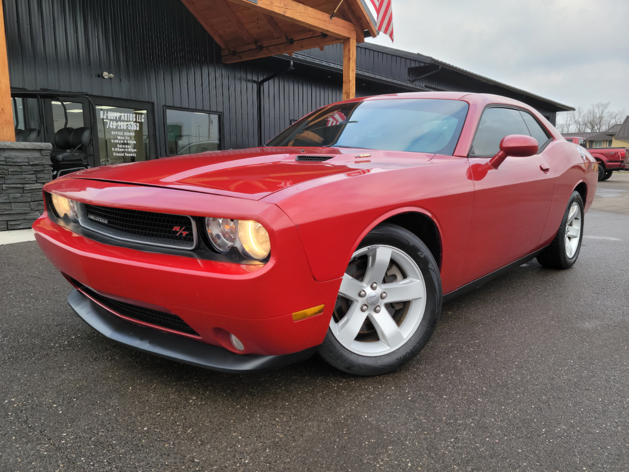 2013 Dodge Challenger R/T's photo