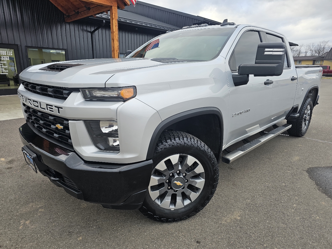 2022 Chevrolet Silverado 2500HD Custom's photo