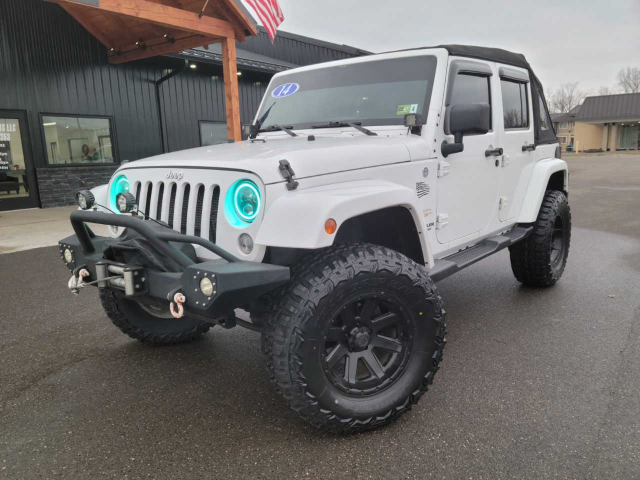 2014 Jeep Wrangler Unlimited Sahara's photo