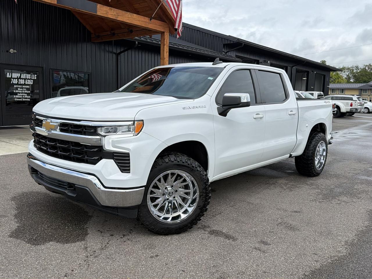 2024 Chevrolet Silverado 1500 LT