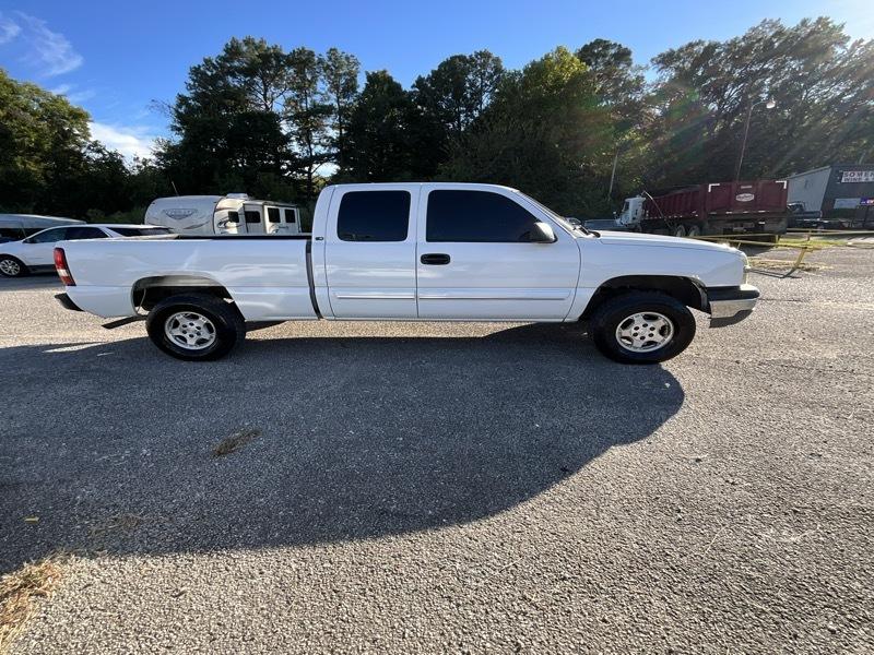Chevrolet Silverado 1500 Work Truck Ext. Cab Short Bed 2WD 2004