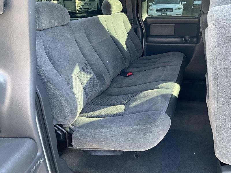 Chevrolet Silverado 1500 Work Truck Ext. Cab Short Bed 2WD 2004