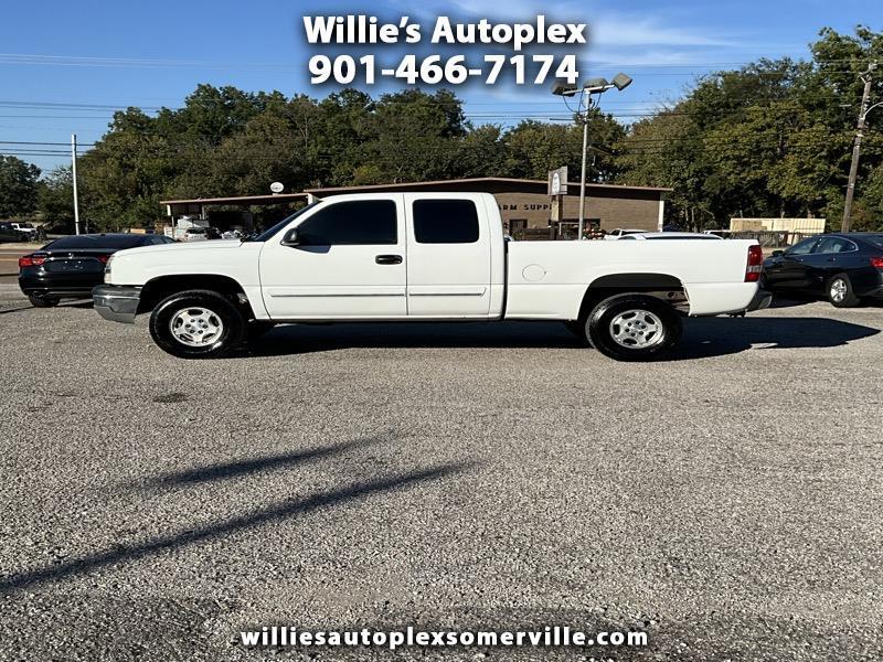 2004 Chevrolet Silverado 1500 Work Truck Ext. Cab Short Bed 2WD