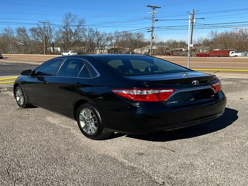 Toyota Camry SE 2015