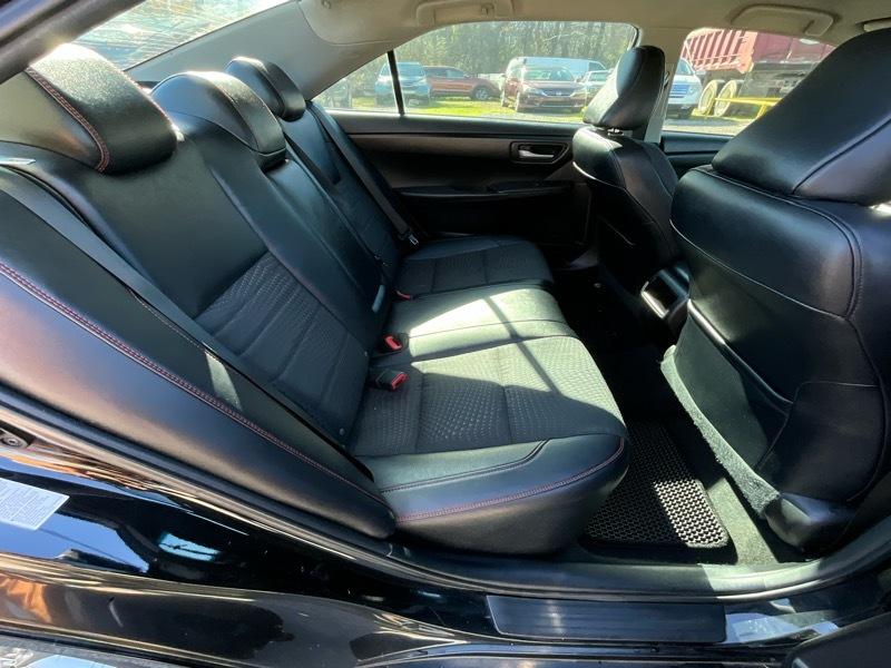 Toyota Camry SE 2015