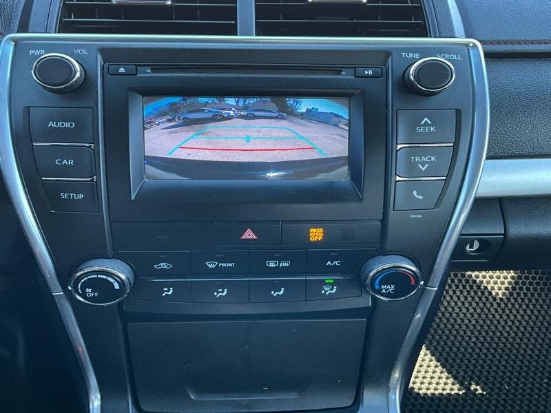 Toyota Camry SE 2015