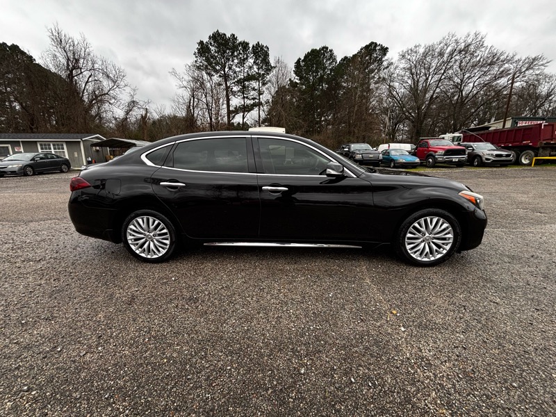 Infiniti Q70 L 5.6 AWD 2015