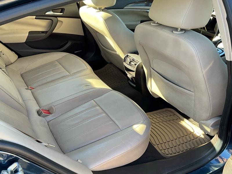 Buick Regal CXL Turbo - 7XT 2011