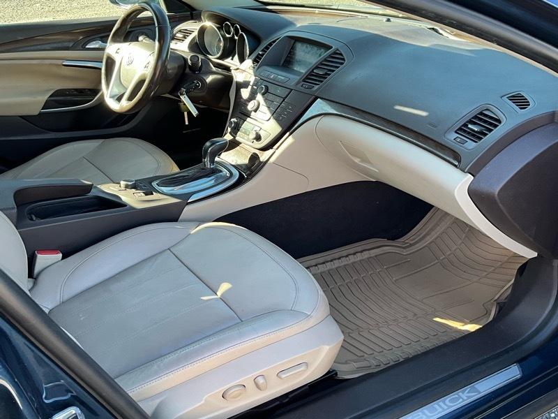 Buick Regal CXL Turbo - 7XT 2011