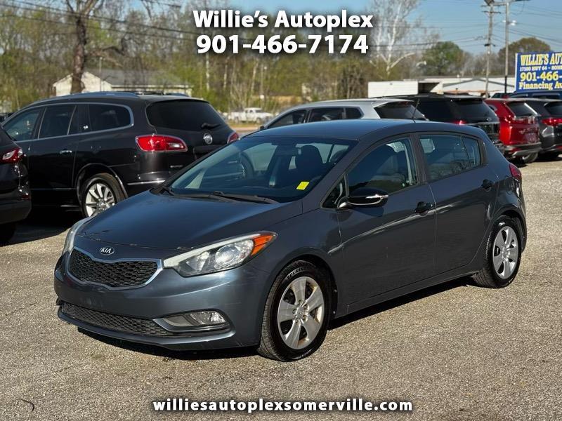 Kia Forte 5-Door LX 2016