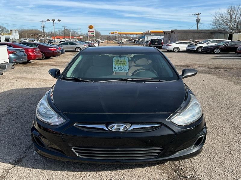 Hyundai Accent GS 5-Door 2013