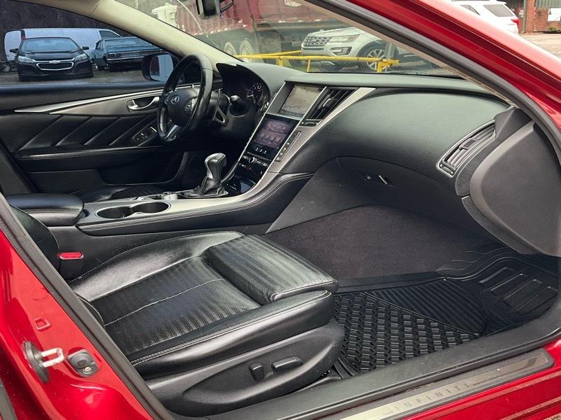 Infiniti Q50 Premium AWD 2014