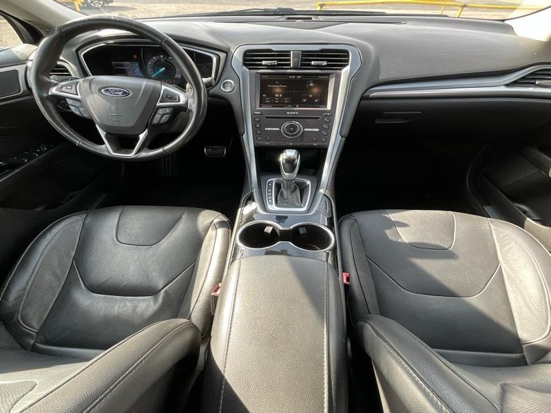 Ford Fusion Titanium 2016