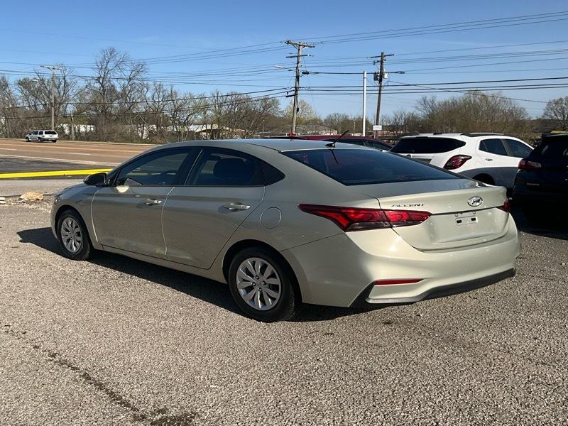 Hyundai Accent SEL 4-Door 6A 2020