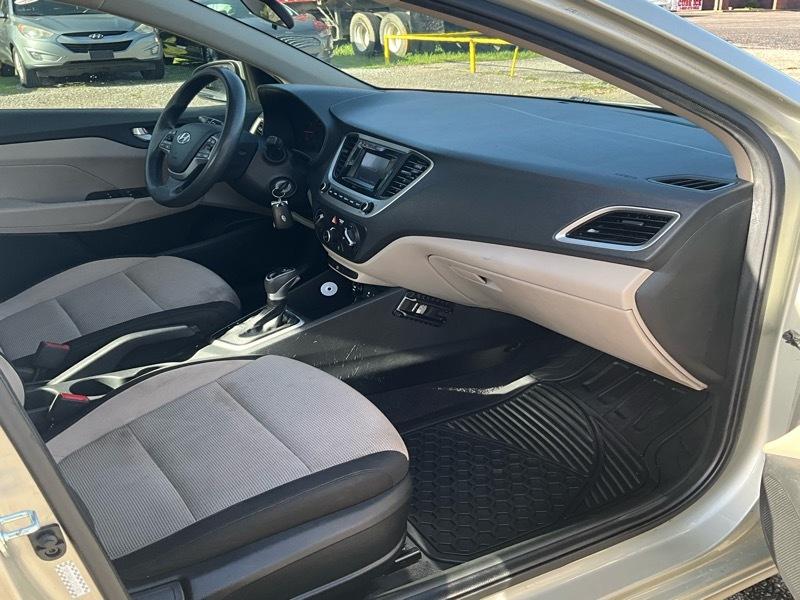 Hyundai Accent SEL 4-Door 6A 2020