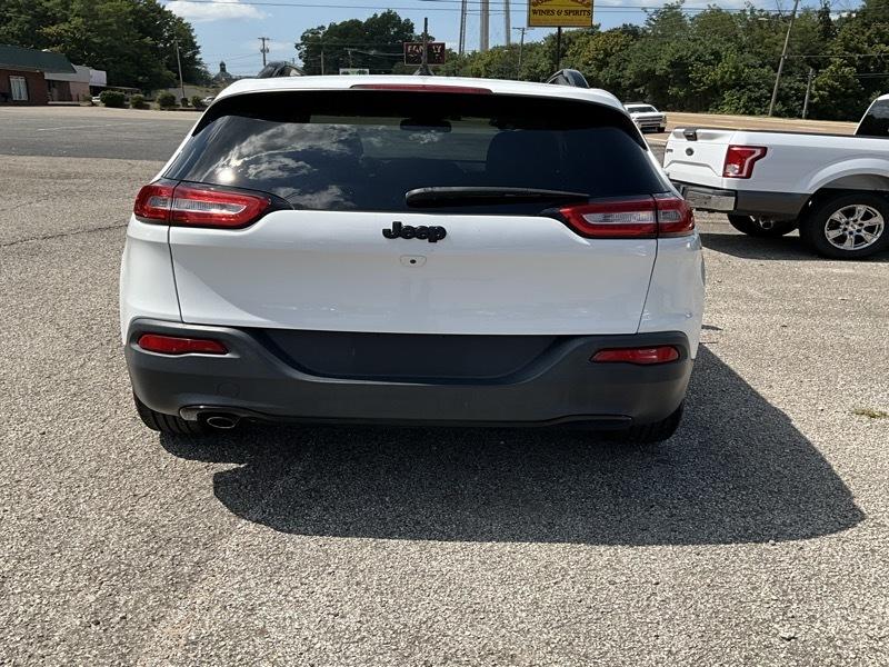 Jeep Cherokee Latitude FWD 2018