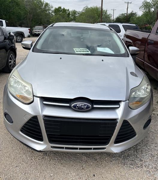 Ford Focus SE Sedan 2014