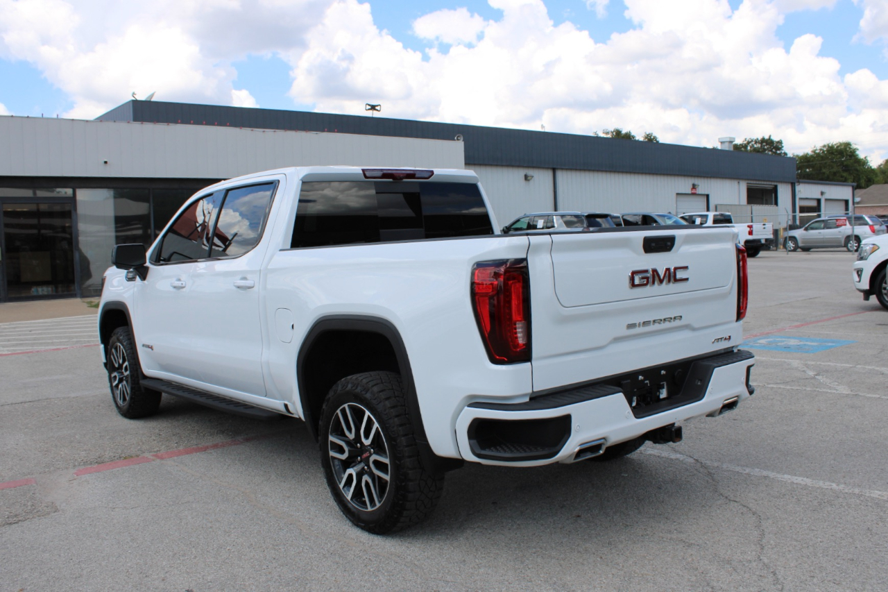 GMC Sierra 1500 AT4 Crew Cab 4WD 2024 GMC Sierra 1500 AT4 Crew Cab 4WD 2024