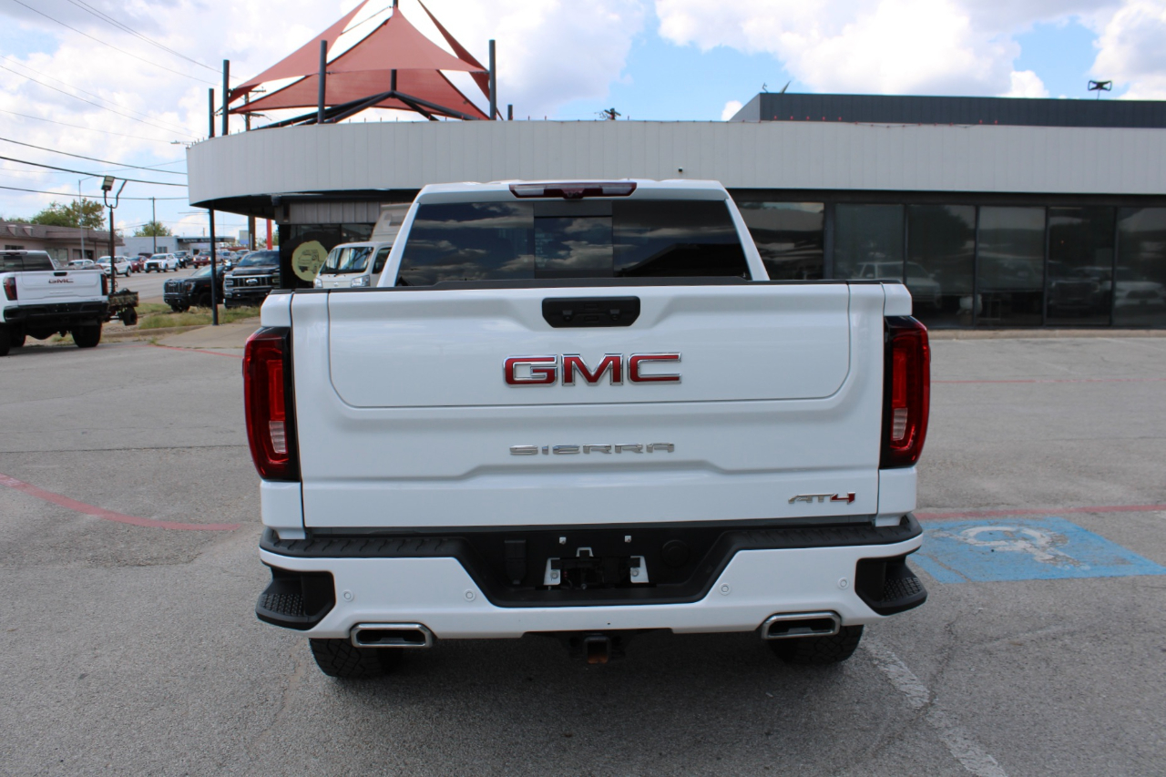 GMC Sierra 1500 AT4 Crew Cab 4WD 2024 GMC Sierra 1500 AT4 Crew Cab 4WD 2024