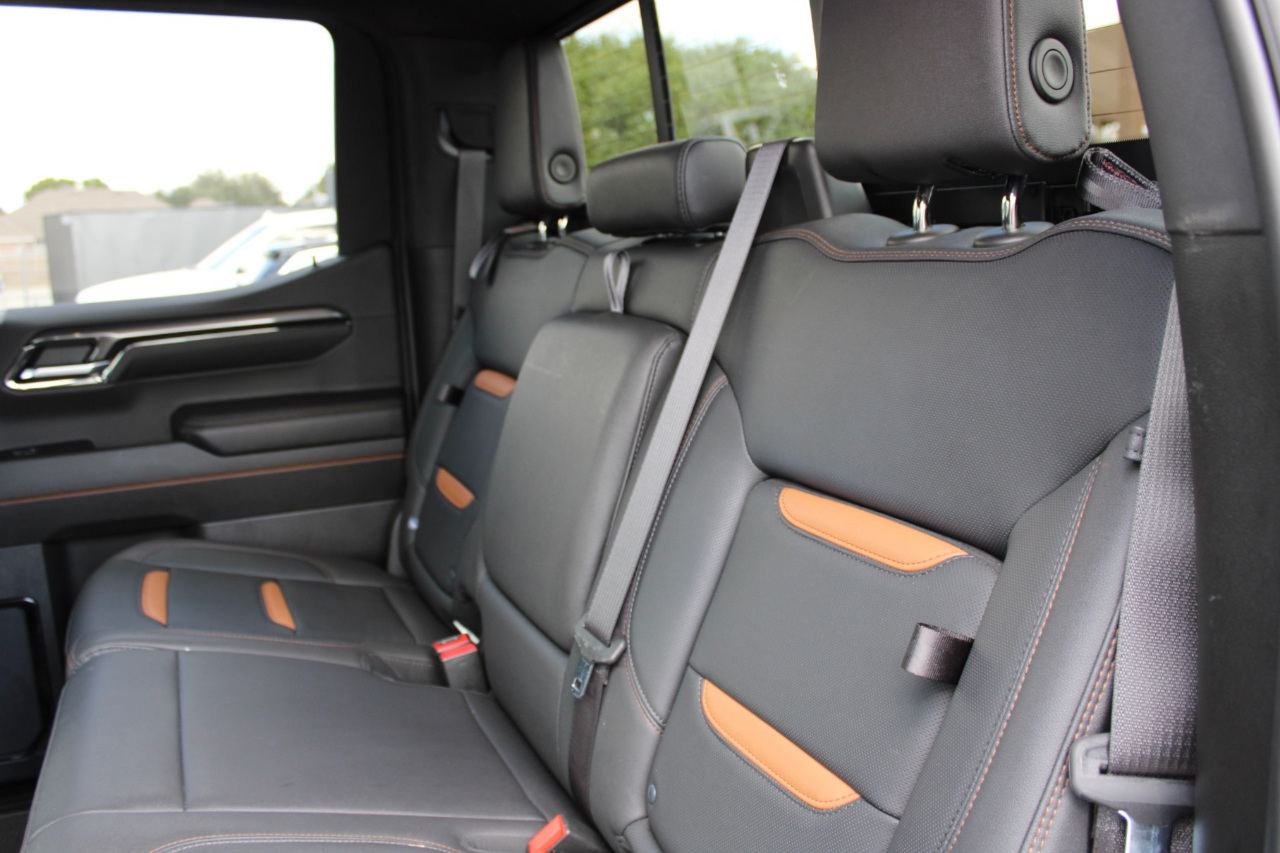 GMC Sierra 1500 AT4 Crew Cab 4WD 2024 GMC Sierra 1500 AT4 Crew Cab 4WD 2024