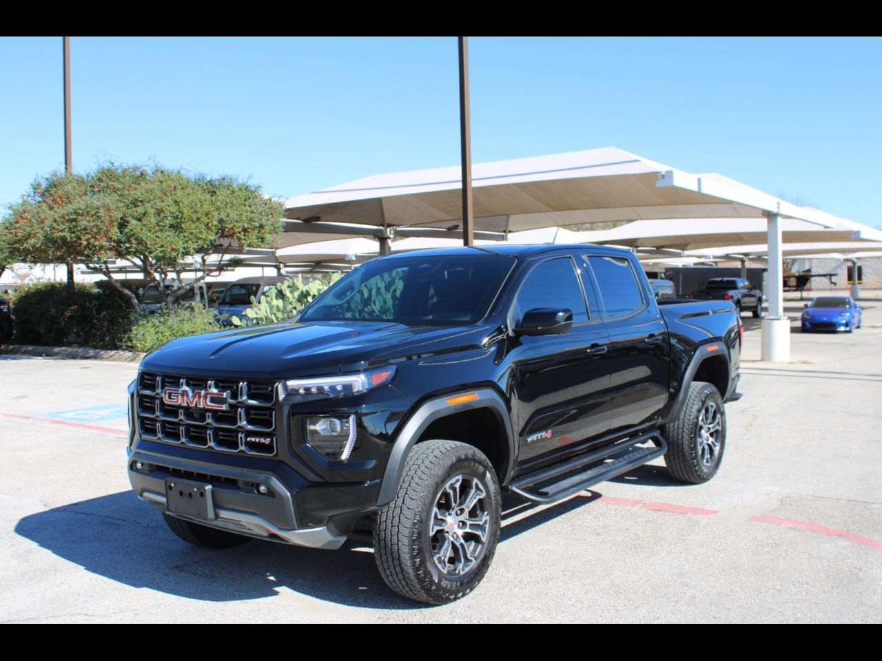2023 GMC Canyon AT4 Crew Cab 4WD