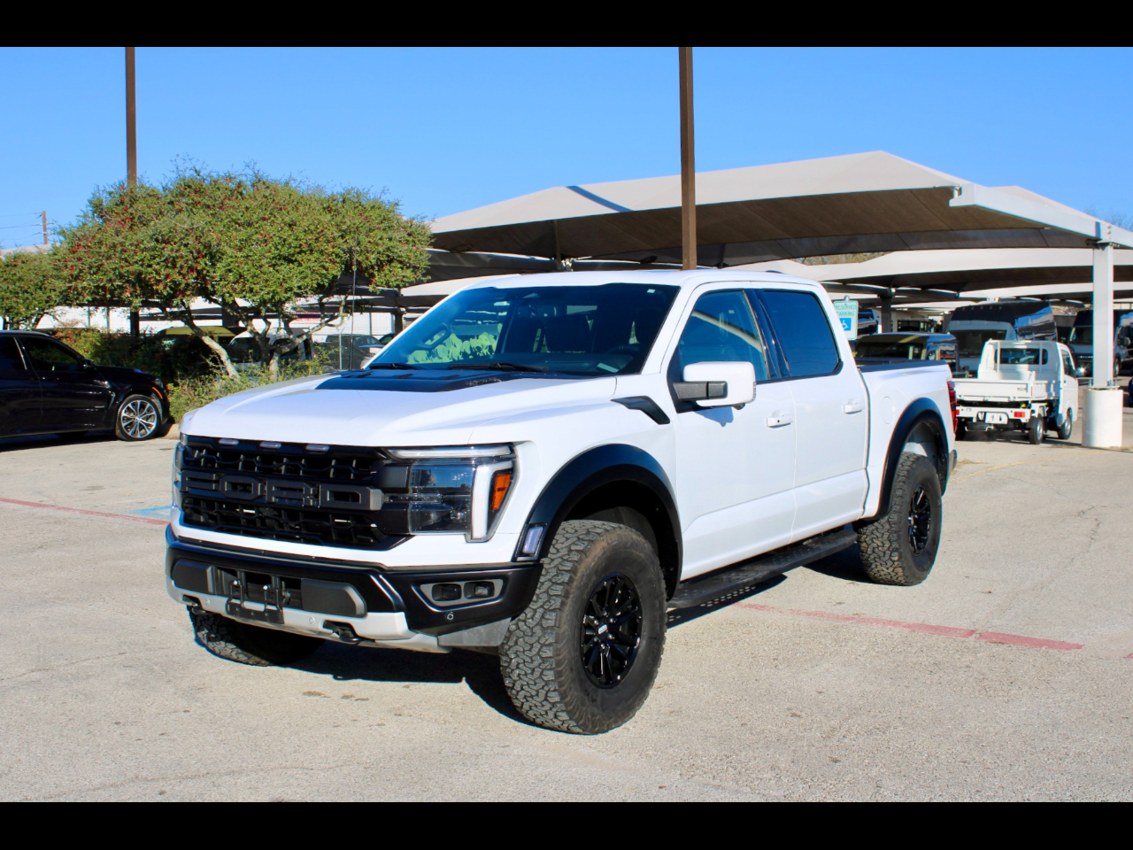 2025 Ford F-150 Raptor's photo