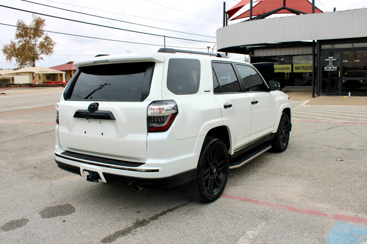 Toyota 4Runner SR5 2WD 2019
