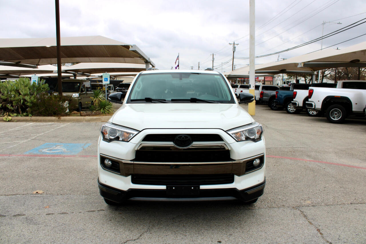 Toyota 4Runner SR5 2WD 2019