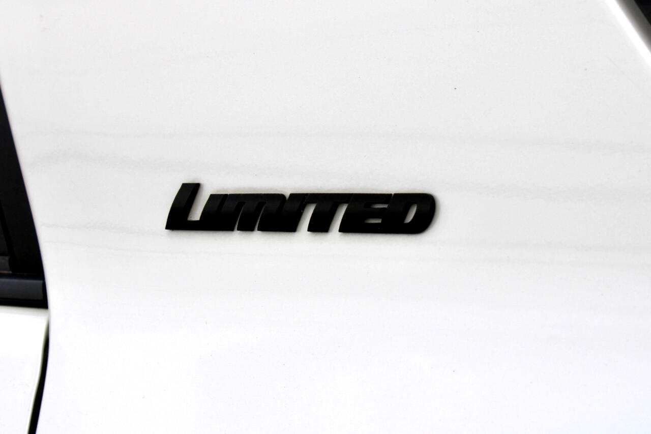 Toyota 4Runner SR5 2WD 2019