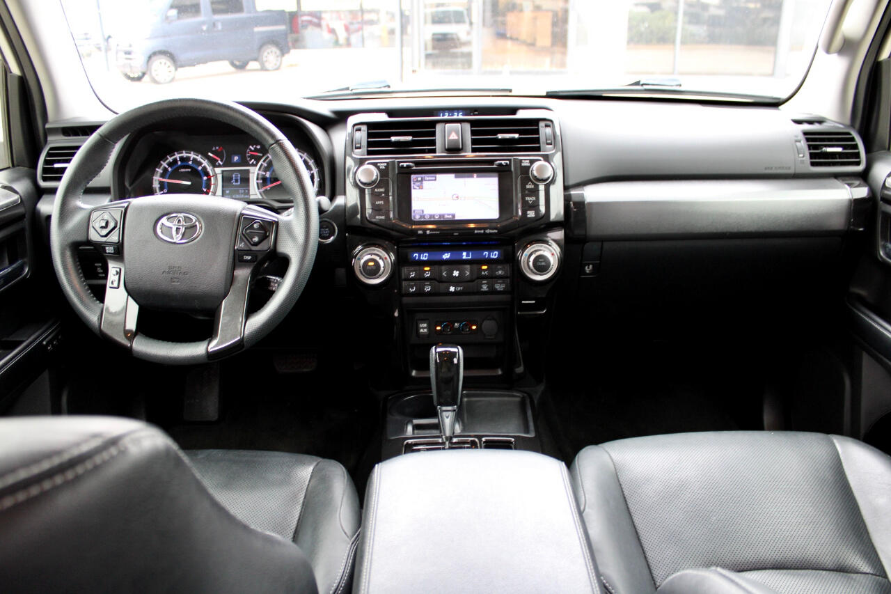 Toyota 4Runner SR5 2WD 2019