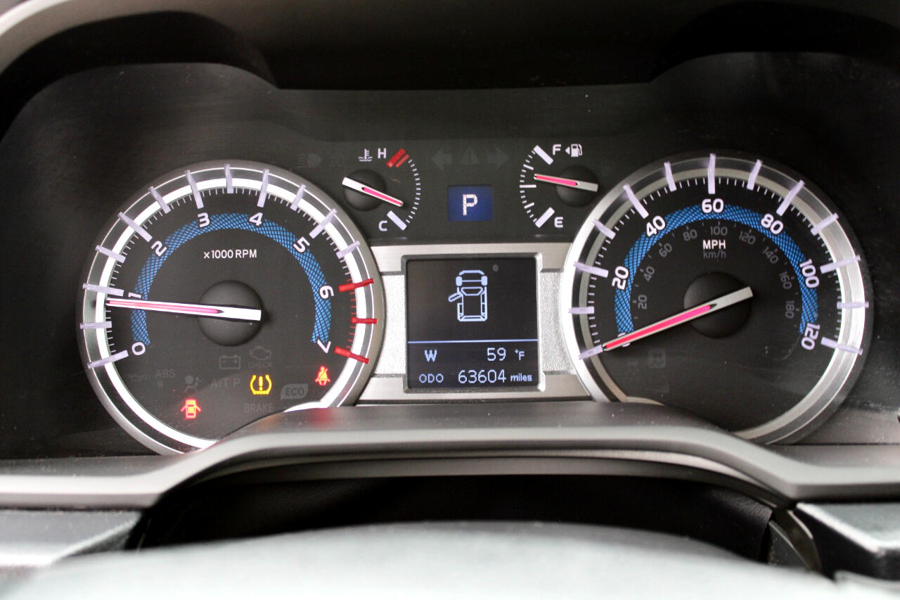 Toyota 4Runner SR5 2WD 2019