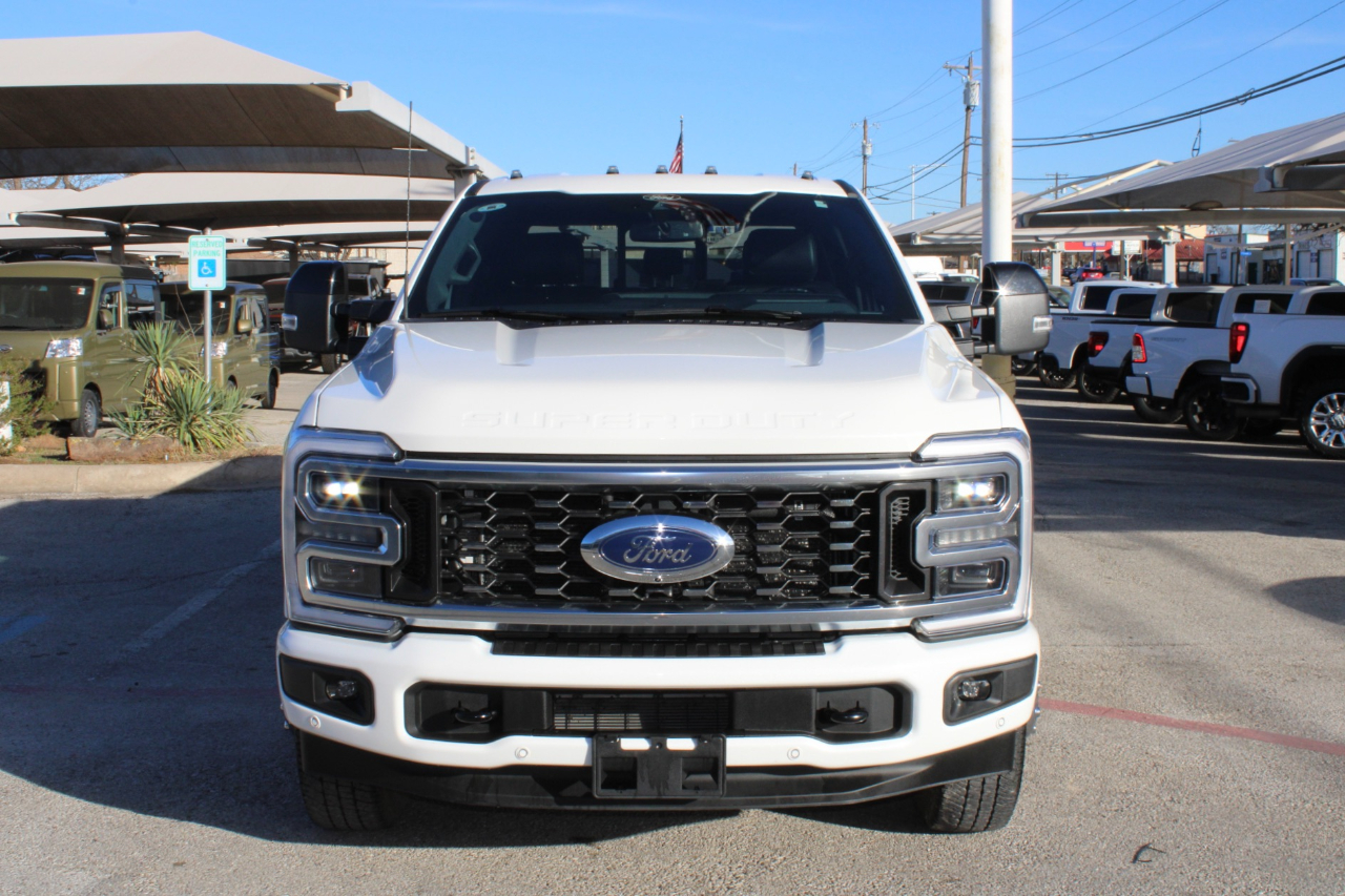 Ford F-350 SD Platinum Crew Cab Long Box 4WD DRW 2025