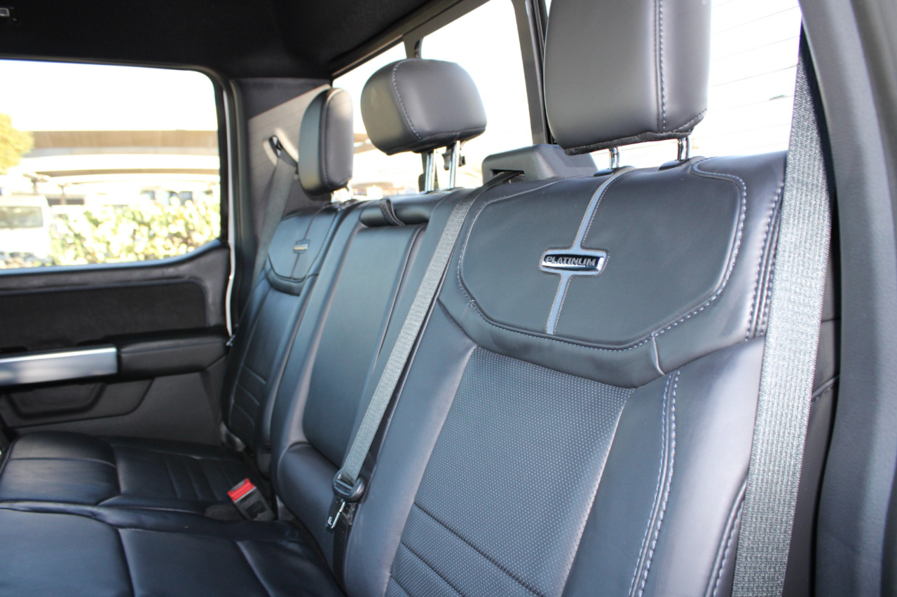 Ford F-350 SD Platinum Crew Cab Long Box 4WD DRW 2025