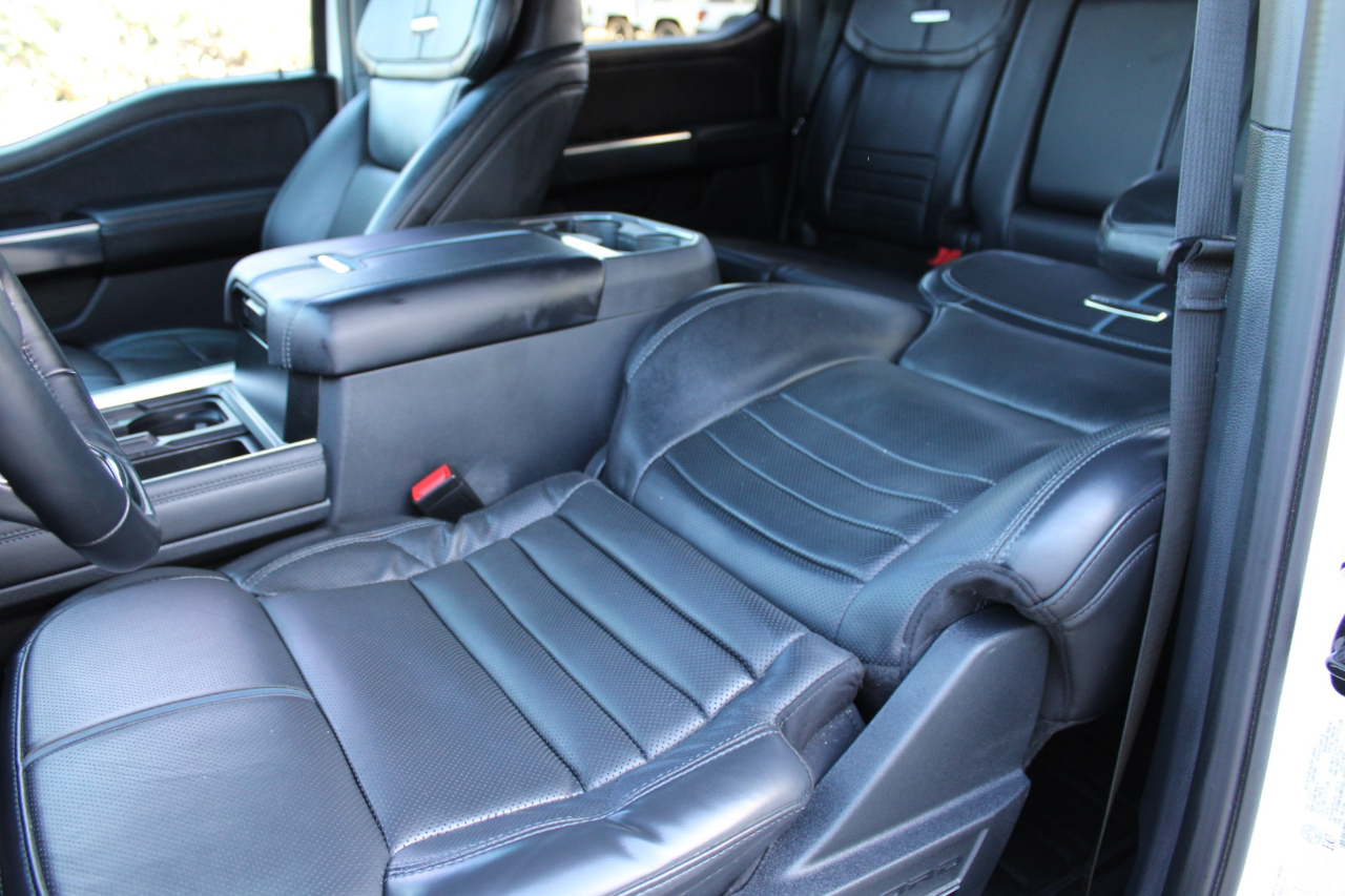 Ford F-350 SD Platinum Crew Cab Long Box 4WD DRW 2025