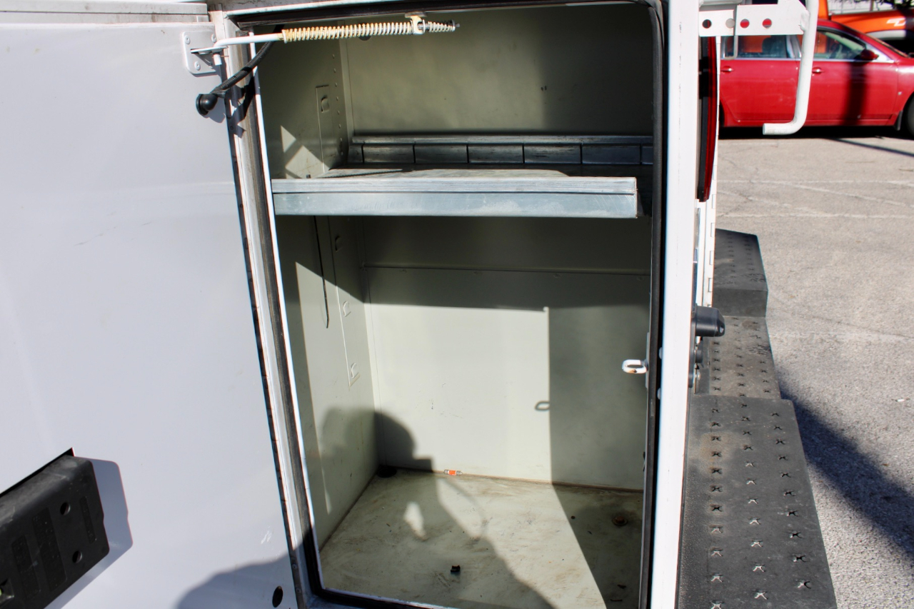 GMC Sierra 3500HD Pro Regular Cab 4WD 2023